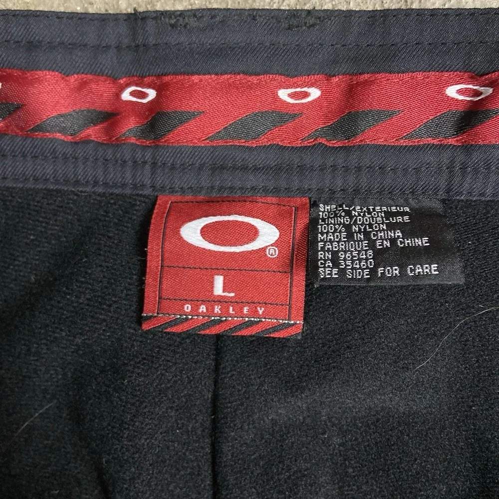 Vintage Y2K Oakley Technical Cargo Pants Size Large Black Fleece Lined Snowboard
